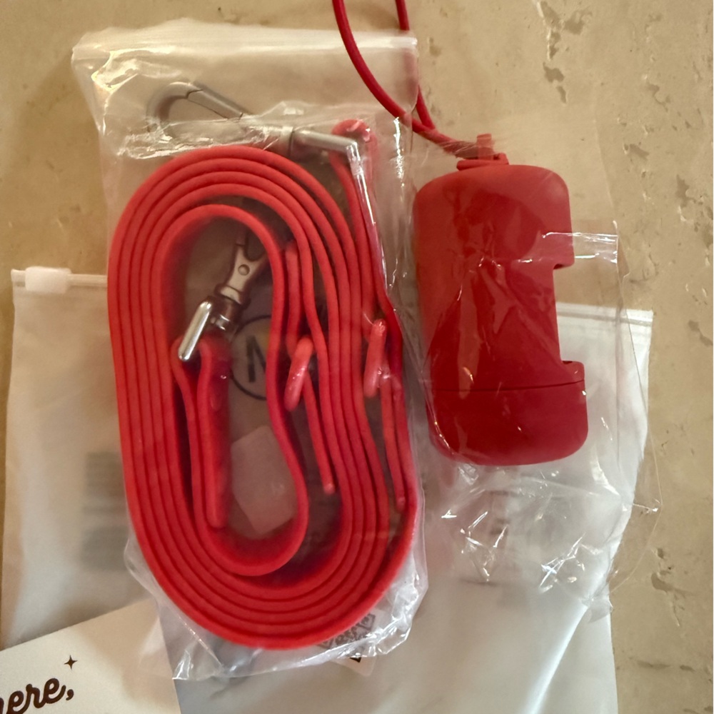 Doxie Warehouse Red Dog Harness and Leash Set with Waste Bag Holder S - Picture 3 of 6